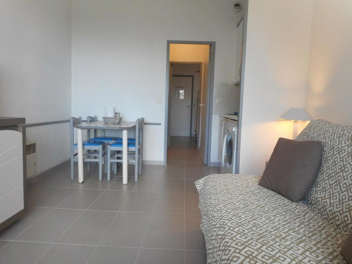 Studio Renove En Bord De Mer Avec Terrasse, Parking Et Wifi A Villeneuve-Loubet - Fr-1-252A-29 Exterior foto